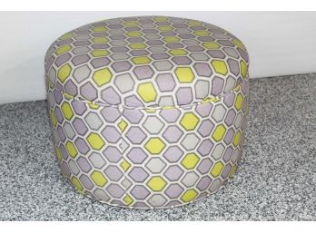 Geometric Honeycomb Pattern Ottoman 19 X 24