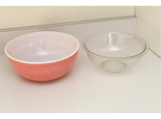 Pink & Glass Pyrex Mixing Bowls