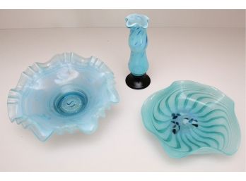 Lovely Light Blue Swirl Glass  Freeform Dishes & Bud Vase In They Style Of Murano