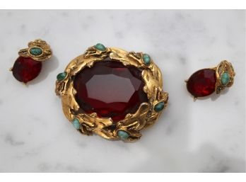 Vintage Schiaparelli Brooch And Earrings With Garnet And Jade Colorings -19
