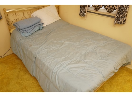 Bed With Headboard And Bedding 77 1/2 X 53 X 40 1/2 Headboard 53 1/2 X 40 1/2