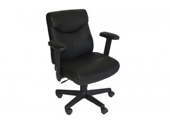 Black Adjustable Computer Chair 27 X 19 X 33