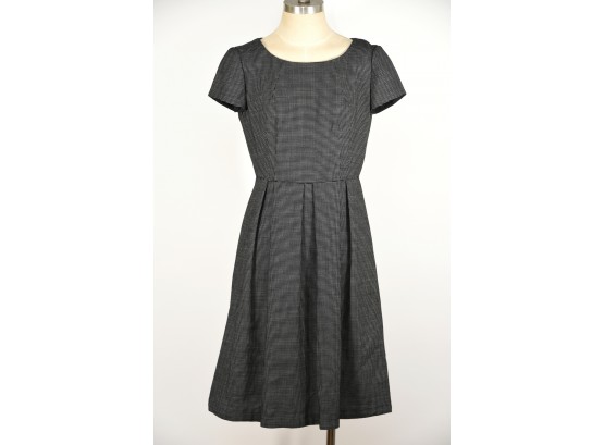 Armani Collezioni Short Sleeve Dot Dress - Size 8 (GCC10)