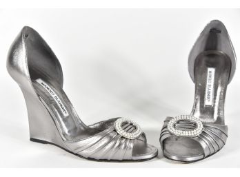 Manolo Blahnik Metallic Silver Shoes - Size 37 (GCS41) (box Does Not Match Shoes)
