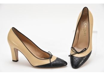 Chanel Beige/Black Quilt Toe Shoes - Size 37 (GCS22)