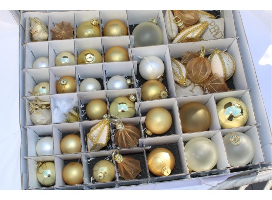 Frontgate Holiday Collection Yellow & White Christmas Ornaments