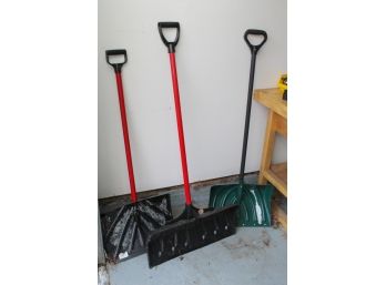 3 Snow Shovels