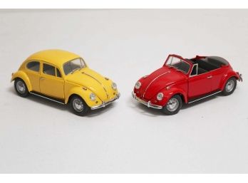 Pair Of Vintage Franklin Mint 1967 Volkswagen Beetle Model Car
