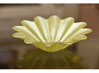 Yellow Art Glass Star Shaped Candy Dish