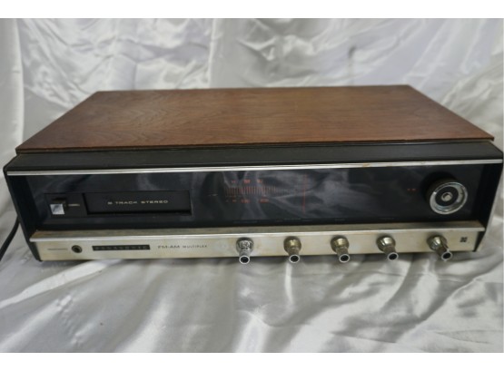 Panasonic FM-AM Multiplex 8 Track Stereo Model RE-7800 (tested And Works)