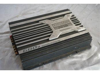 Kenwood KAC-829 600w Stereo Bridgeable Amplifier (untested)
