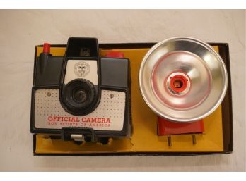 Vintage Official Boy Scouts 620 Camera With Flash Attachment
