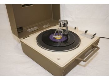 Vintage General Electric Automatic Turntable (Tested And Works)