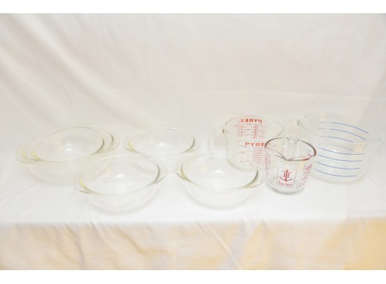 Assortment Of Mixing Bowls & Measuring Cups (#32)