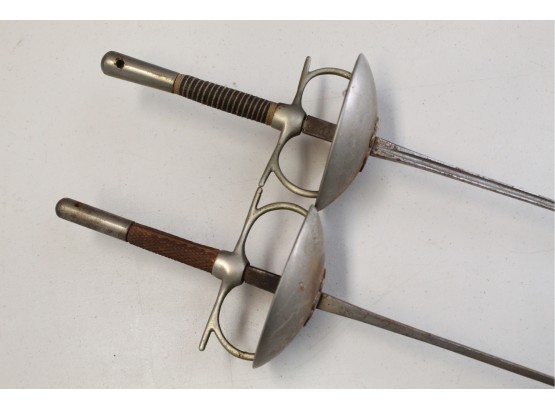Pair Of Vintage Fencing Swords Made In Italy