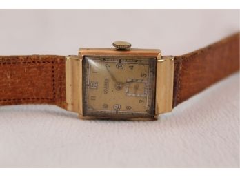 Vintage Roamer 14 Karat Gold Men's Watch