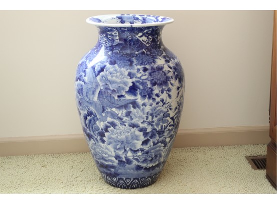 Gorgeous Antique Asian Blue & White Porcelain Floor Vase