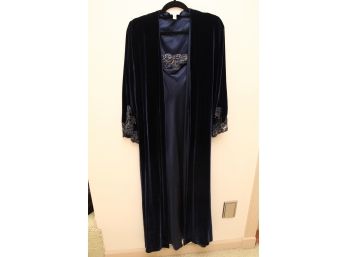 Valentino Negligee And Robe Size  S