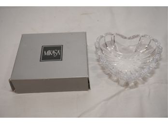 Mikasa Romantic Jewel Heart Dish