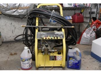 Karcher 2500 PSI 6.0hp Gas Power Washer With Extra Hose  And More