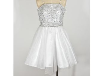 Teen Girl Bead And Sequin Bodice Formal Dress