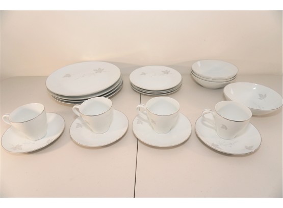 Set Of Premiere Fine China Tea Cups And Plates Set (20 Pieces)