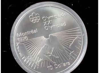 1976 Queen Elizabeth $10 Montreal Olympic Coin- Hockey