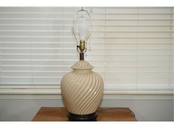 Ceramic Swirl Table Lamp