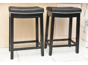 A Matching Pair Of Counter Height Black Nailhead Stools Excellent Condition
