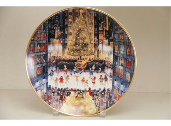 'christmas In The City' By Bill Bell Decorative Plate