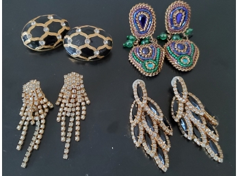 Collection Of 4 Vintage Clip-on Earrings