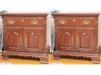 A Matching Pair Of Pennsylvania House Night Stands