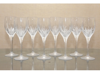 A Collection Of 8 Crystal Red Wine Glasses - Lot 2