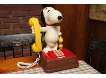 Vintage Snoopy & Woodstock Telephone