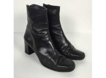 Stuart Weitzman Black Leather Boots Size 8