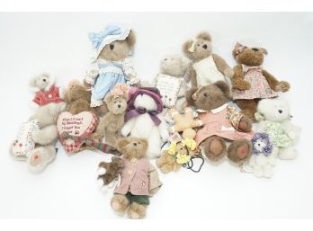 Collection Of Vintage Boyd's Bears -2