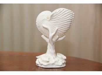 A Royal Doulton White Porcelain Sea Shell Sculpture