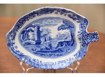 A Spode Blue And White Leaf Dish