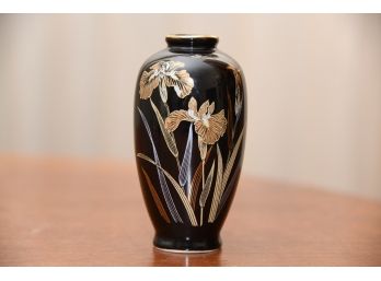 A Diminutive Yamaji Hand Painted Vase