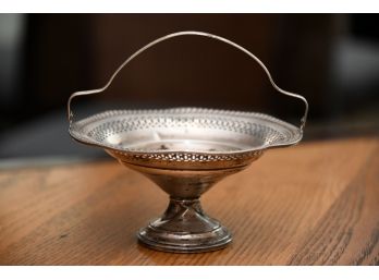 A Sterling Silver Weighted Pedestal Basket Dish 138g