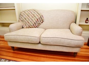 Heathered Tweed Sofa With Decorative Throw Blanket