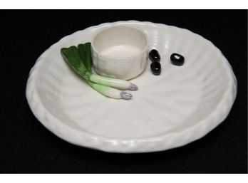 A Ceramic Asparagus Serving Dish