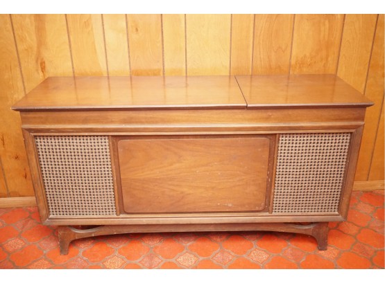 MCM Record Player Table