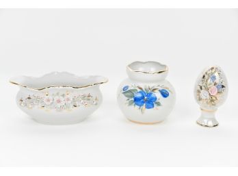 Trio Of Gold Trimmed Porcelain Vases And Egg