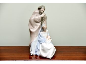A Nao Porcelain Jesus And Mary Figurine