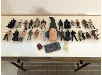 A Collection Of Vintage Star Wars Figurines