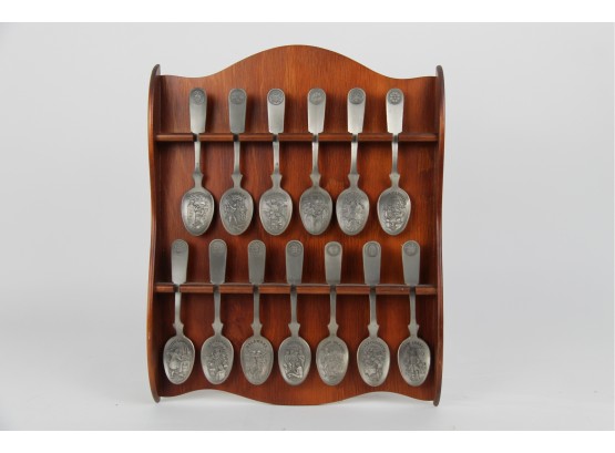 13 Colonies Spoon Set With Wooden Shelf