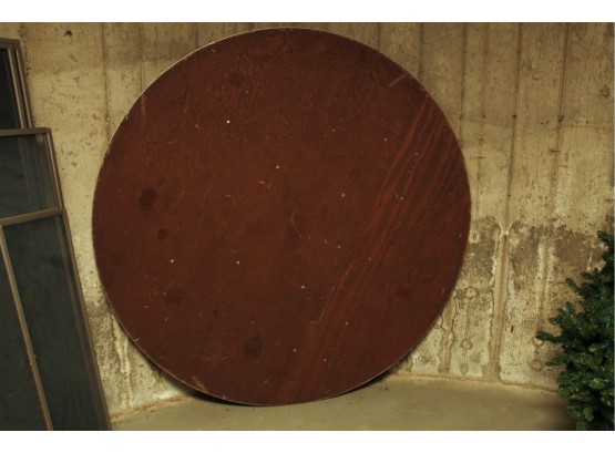 A 6 Foot Round Banquet Table