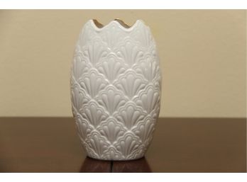 Lenox Chiseled Top Vase