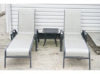 Set Of 2 Outdoor Lounge Chairs With Wrought Side Table